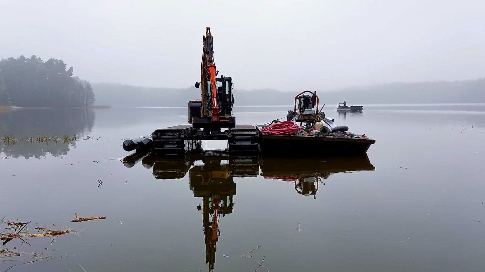 Koparka pływająca z zestawem refulacyjnym HydroBagger